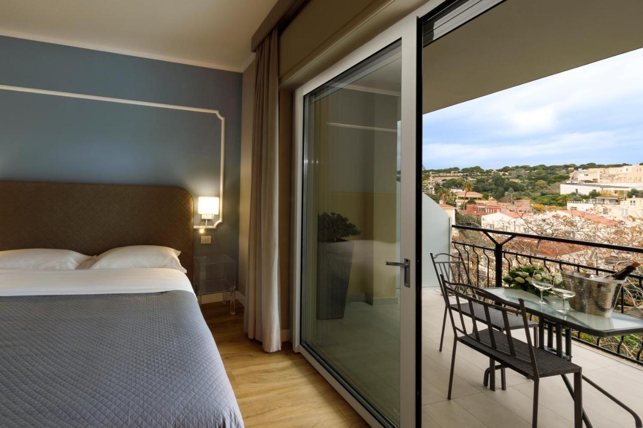 Mercury Rooms Cagliari Buitenkant foto