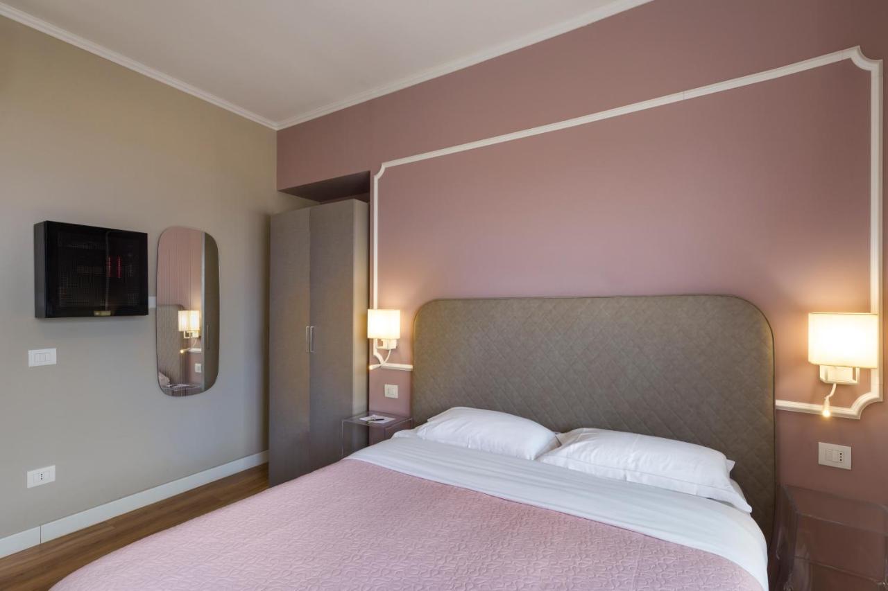 Mercury Rooms Cagliari Buitenkant foto